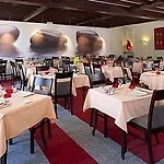 Logis Hotel-restaurant Le Commerce Otel