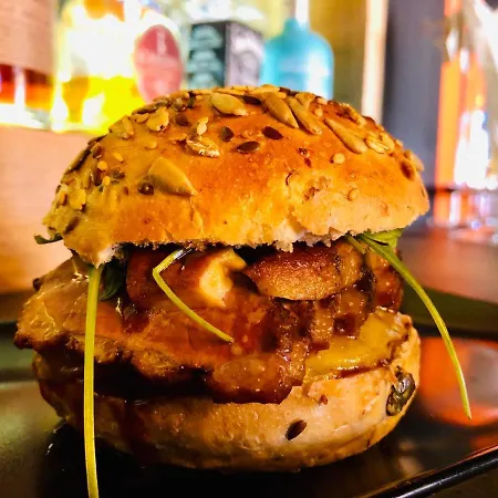 Logis Hotel-restaurant Le Commerce Otel 3*