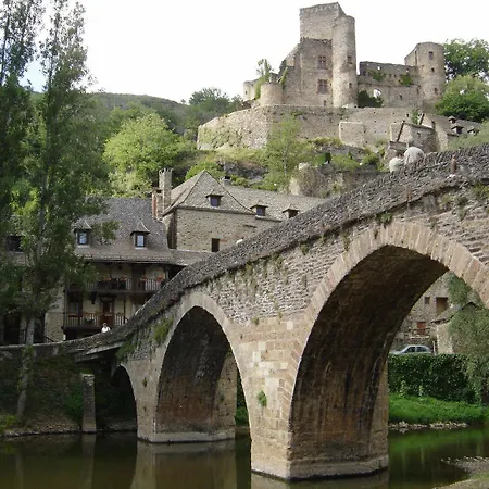 Logis Hôtel-restaurant Le Commerce