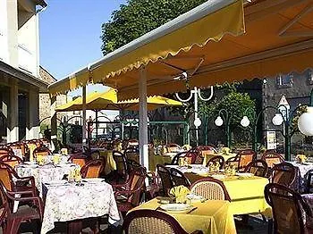 Logis Hotel-restaurant Le Commerce 3*