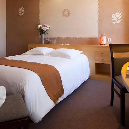 Logis Hotel-restaurant Le Commerce