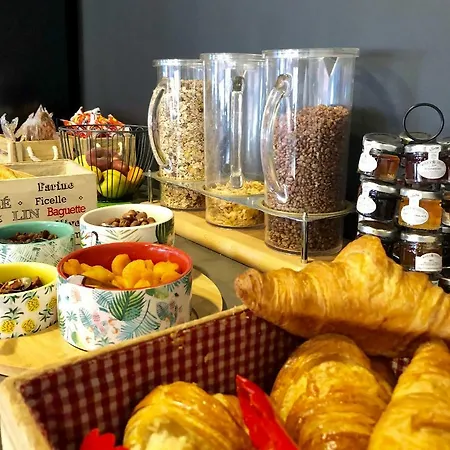 Logis Hotel-restaurant Le Commerce 3*