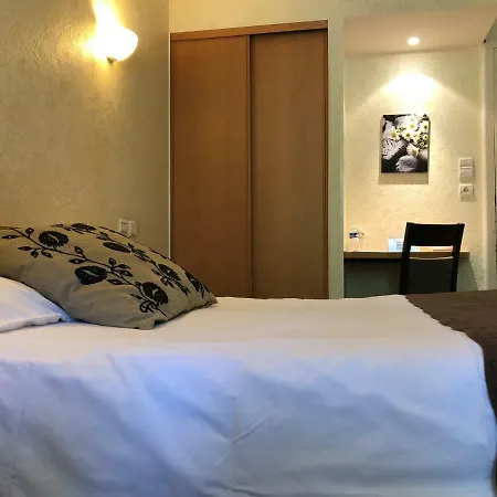 Logis Hotel-restaurant Le Commerce